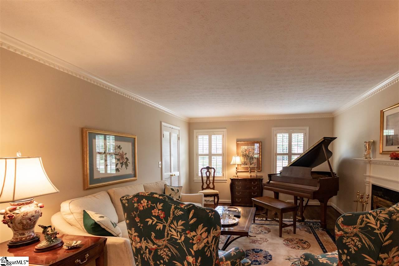 13 Parliament Road Greenville, SC 29615 - Photo 3 of 24 Gallery Image 3
