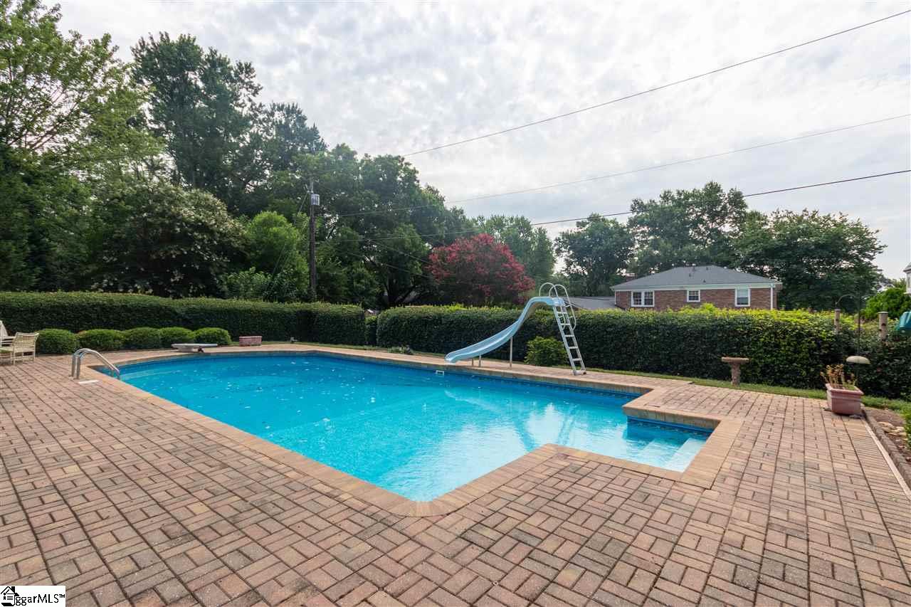 13 Parliament Road Greenville, SC 29615 - Photo 21 of 24 Gallery Image 21