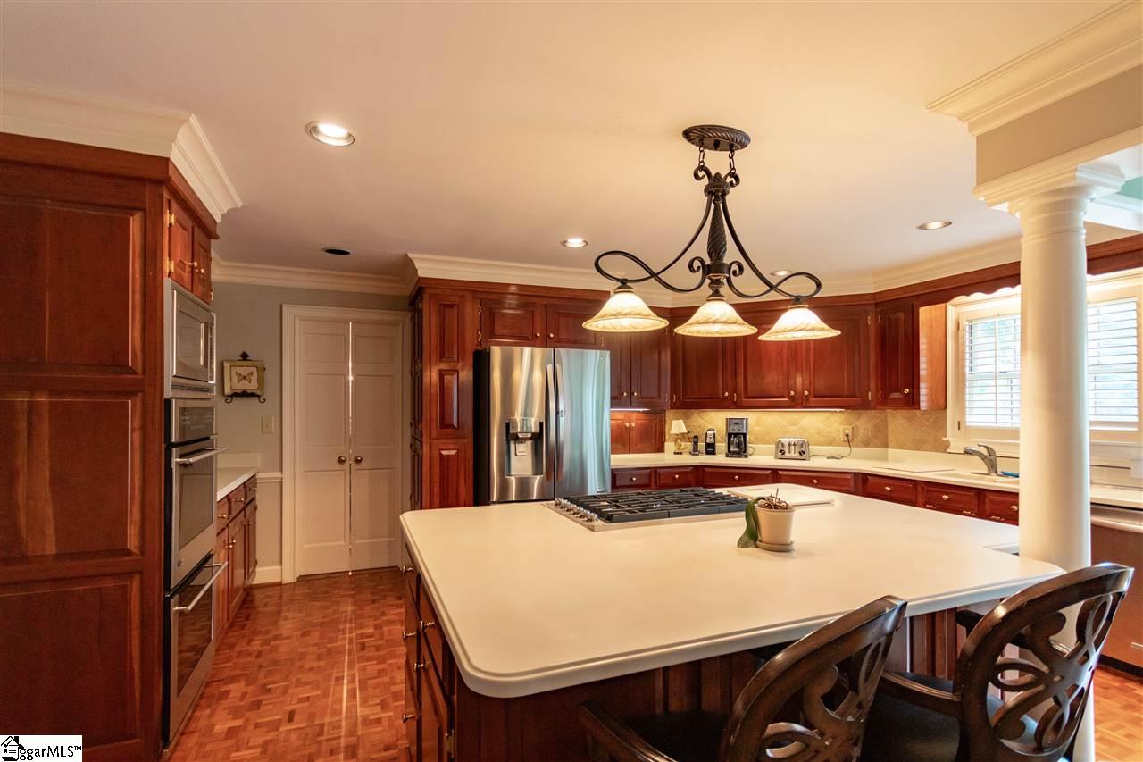 13 Parliament Road Greenville, SC 29615 - Photo 9 of 24 Gallery Image 9