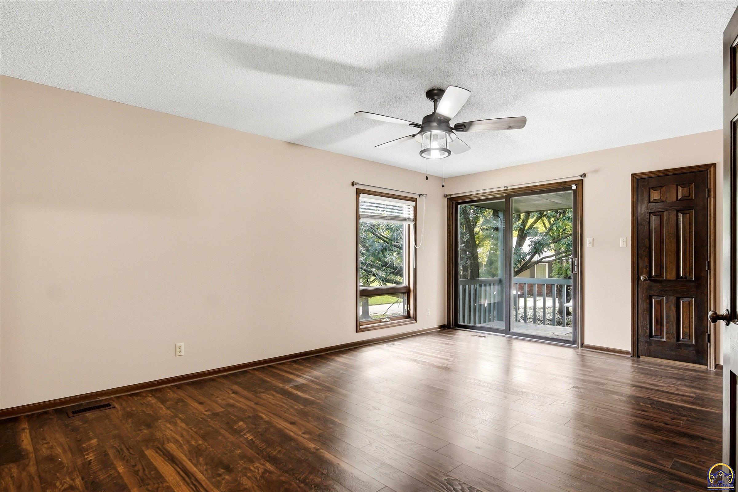 760 Southwest Prairie Court Topeka, KS 66606 - Photo 20 of 37