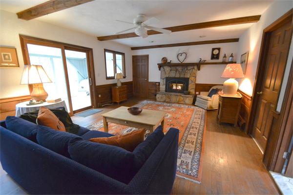 392 Border Road Concord, MA 01742 - Photo 10 of 15