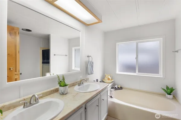 $164,999 | 7472 Rd F Southeast, Unit 8, Othello, WA 99344