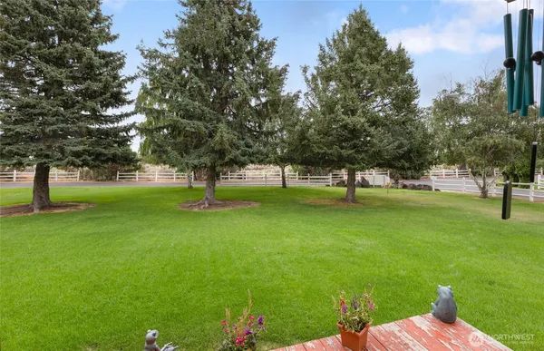 $164,999 | 7472 Rd F Southeast, Unit 8, Othello, WA 99344