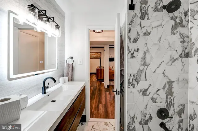 $1,600 | 4014 Linkwood Road, Unit F, Baltimore, MD 21210