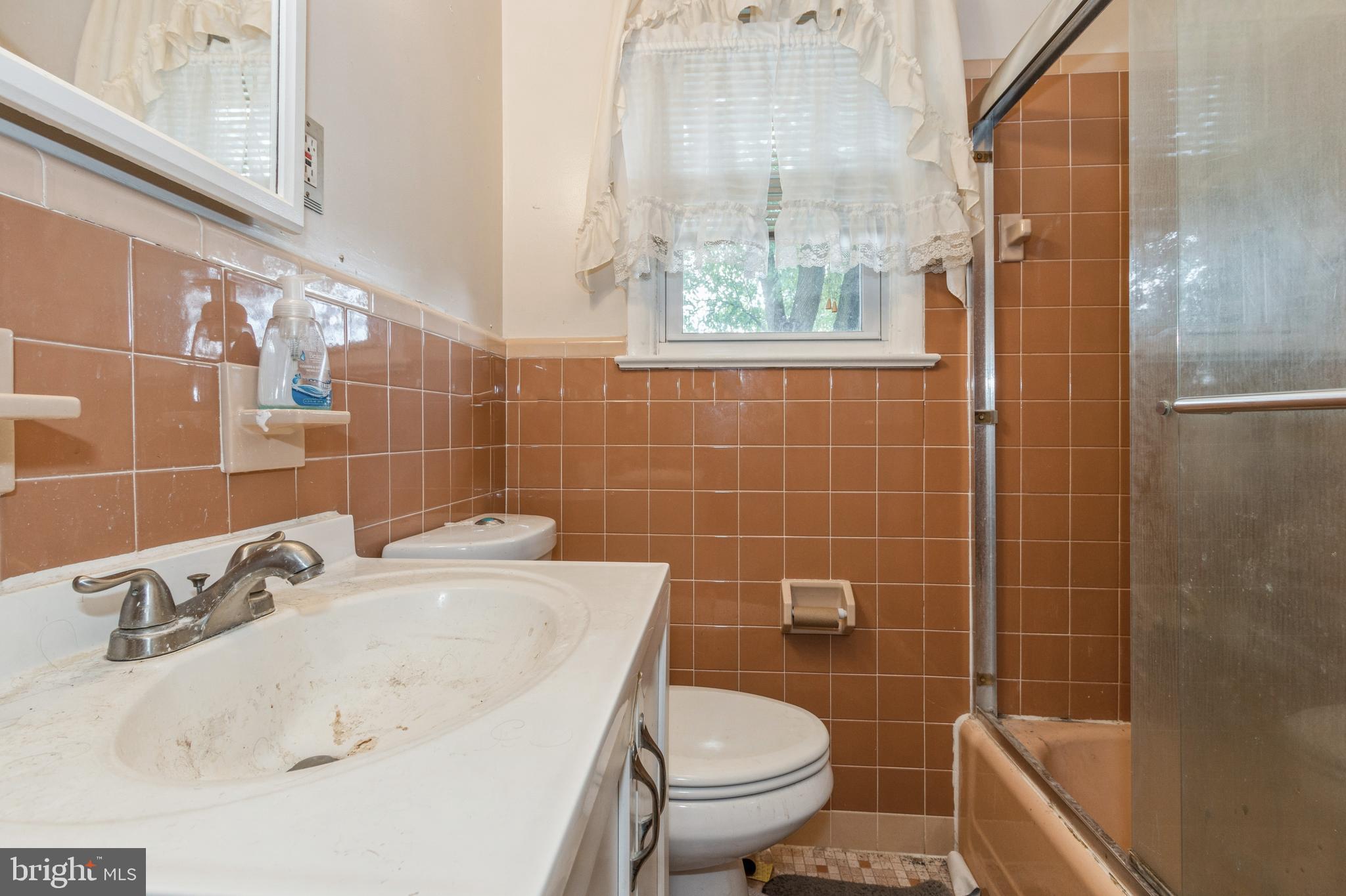 1105 Haddonfield-Berlin Road Cherry Hill, NJ 08034 - Photo 14 of 22 FULL BATH