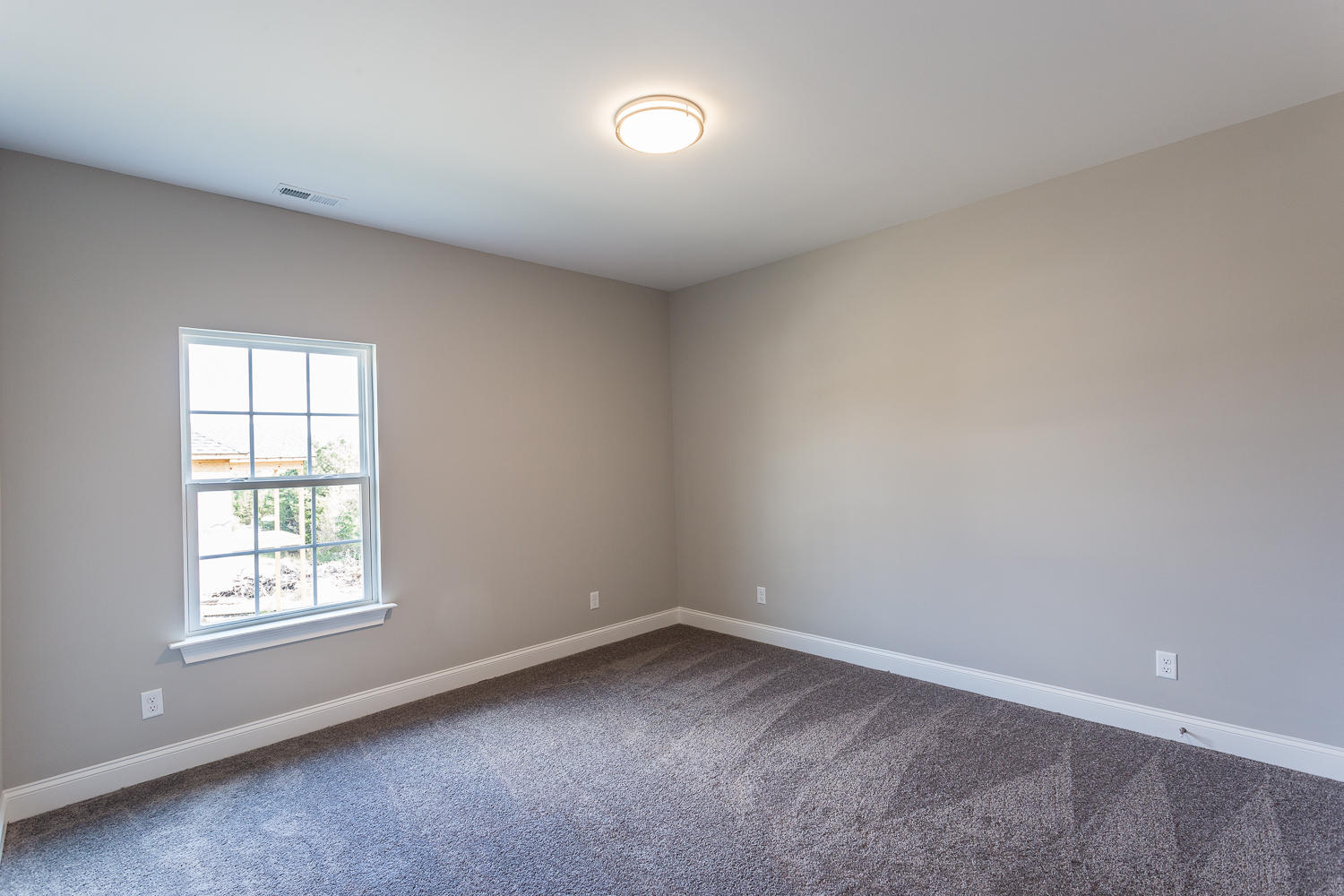 175 Red Oak Ridge Drive Chickamauga, GA 30707 - Photo 14 of 15 175 Red Oak Ridge HD-13