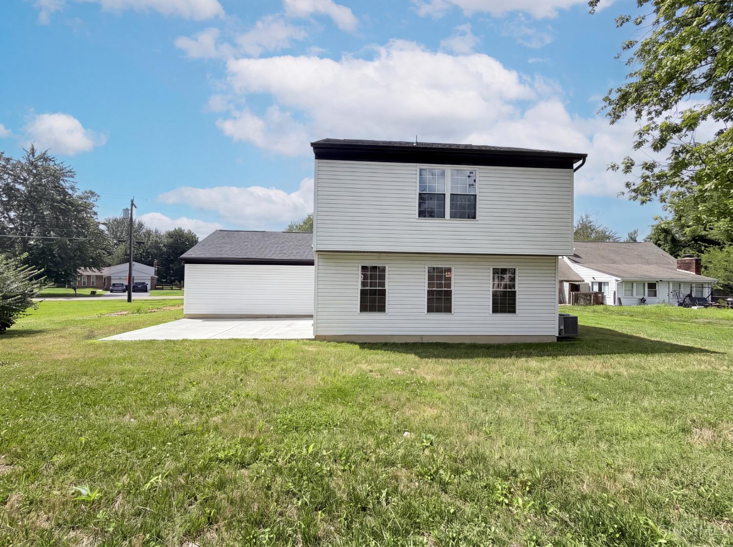 3664 Lewis Road Amelia, OH 45102 - Photo 5 of 25 Gallery Image 5