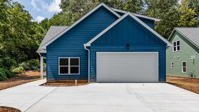 $459,900 | 4797 Green Shanty Road, Ooltewah, TN 37363