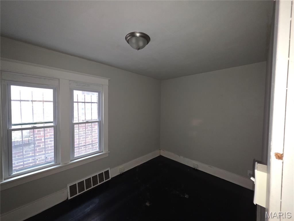 5931 Emma Avenue St. Louis, MO 63136 - Photo 4 of 5