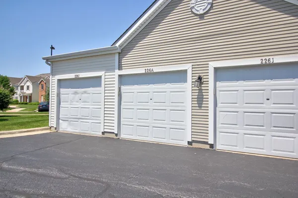 $1,875 | 226 Bertram Drive, Unit A, Yorkville, IL 60560