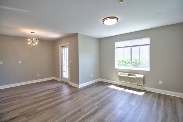 $1,875 | 226 Bertram Drive, Unit A, Yorkville, IL 60560