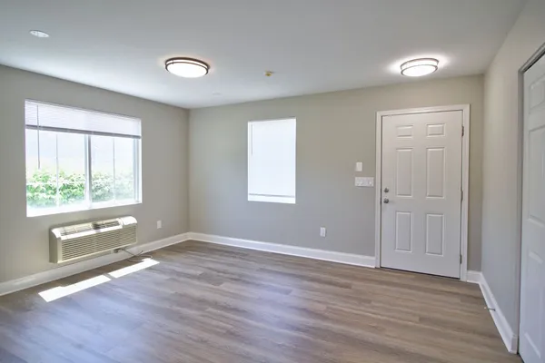 $1,875 | 226 Bertram Drive, Unit A, Yorkville, IL 60560