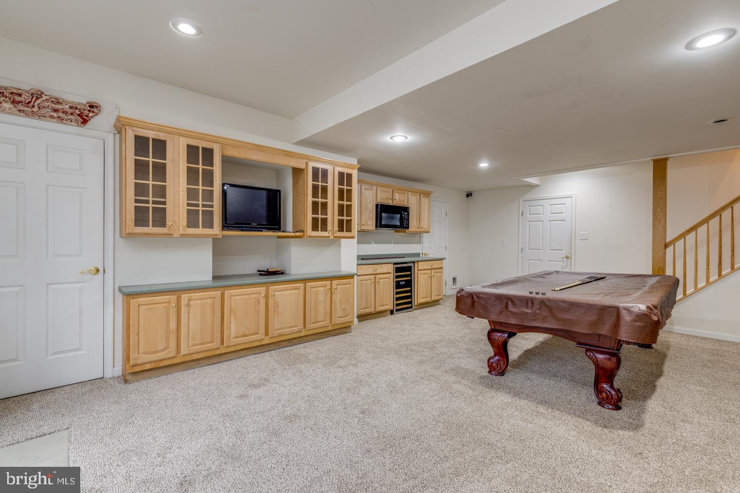 6101 Church Road Mount Laurel, NJ 08054 - Photo 33 of 45 Built-ins with Beverage Fridge and Microwave