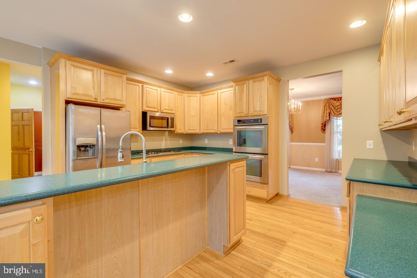 6101 Church Road Mount Laurel, NJ 08054 - Photo 9 of 45 Stainless Appliances