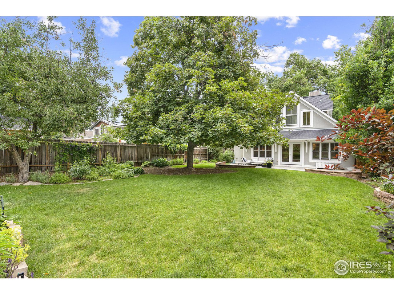 3161 7th Street Boulder, CO 80304 - Photo 29 of 39 Lush, green back yard.