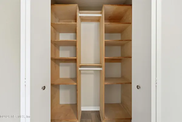 $249,999 | 305 Redwood Lane, St. Johns, FL 32259