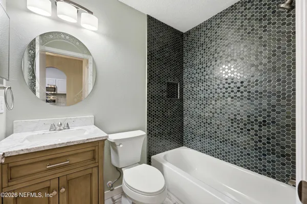 $249,999 | 305 Redwood Lane, St. Johns, FL 32259