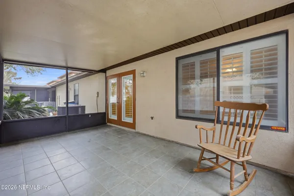 $249,999 | 305 Redwood Lane, St. Johns, FL 32259