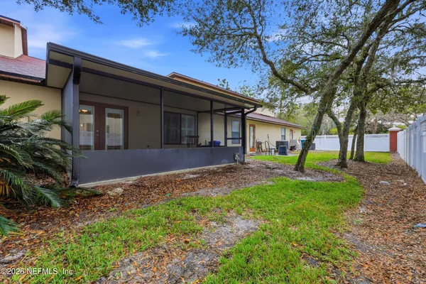 $249,999 | 305 Redwood Lane, St. Johns, FL 32259