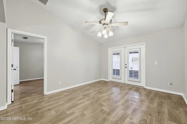 $249,999 | 305 Redwood Lane, St. Johns, FL 32259