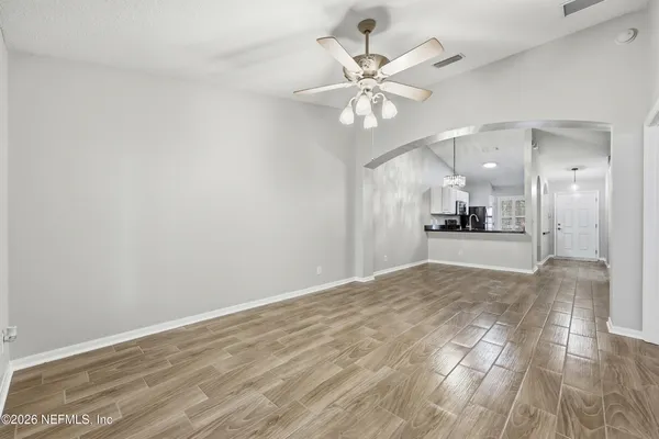 $249,999 | 305 Redwood Lane, St. Johns, FL 32259