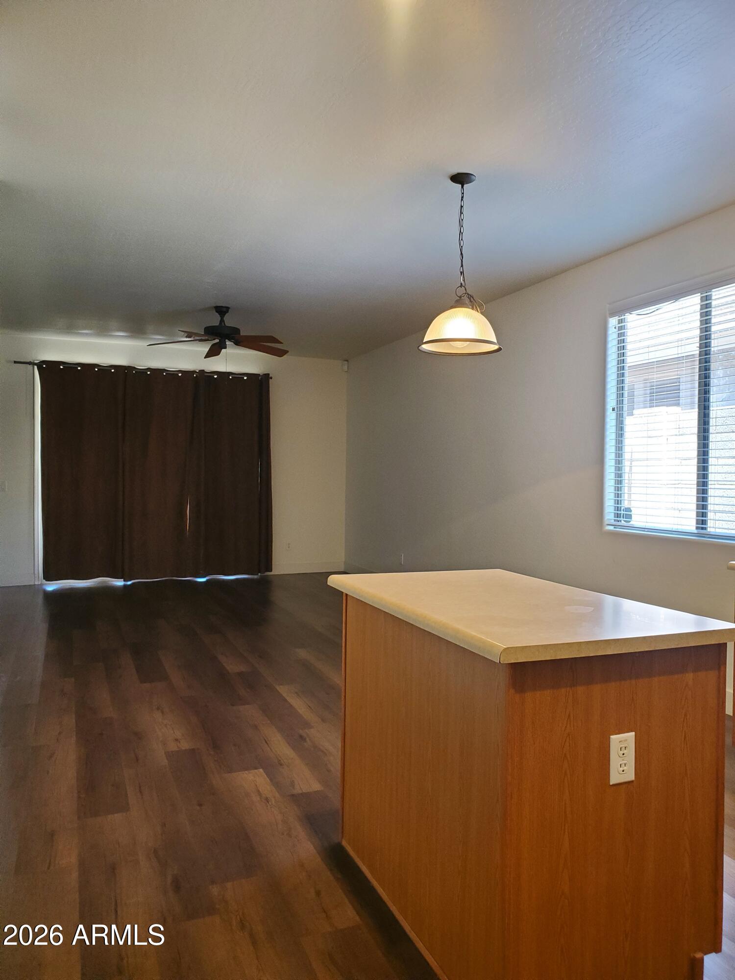 2430 East Darrel Road Phoenix, AZ 85042 - Photo 16 of 64 Kitchen