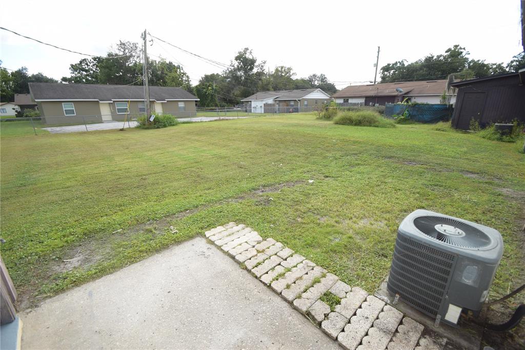 115 Leelon Road, Unit 115 Lakeland, FL 33809 - Photo 13 of 14