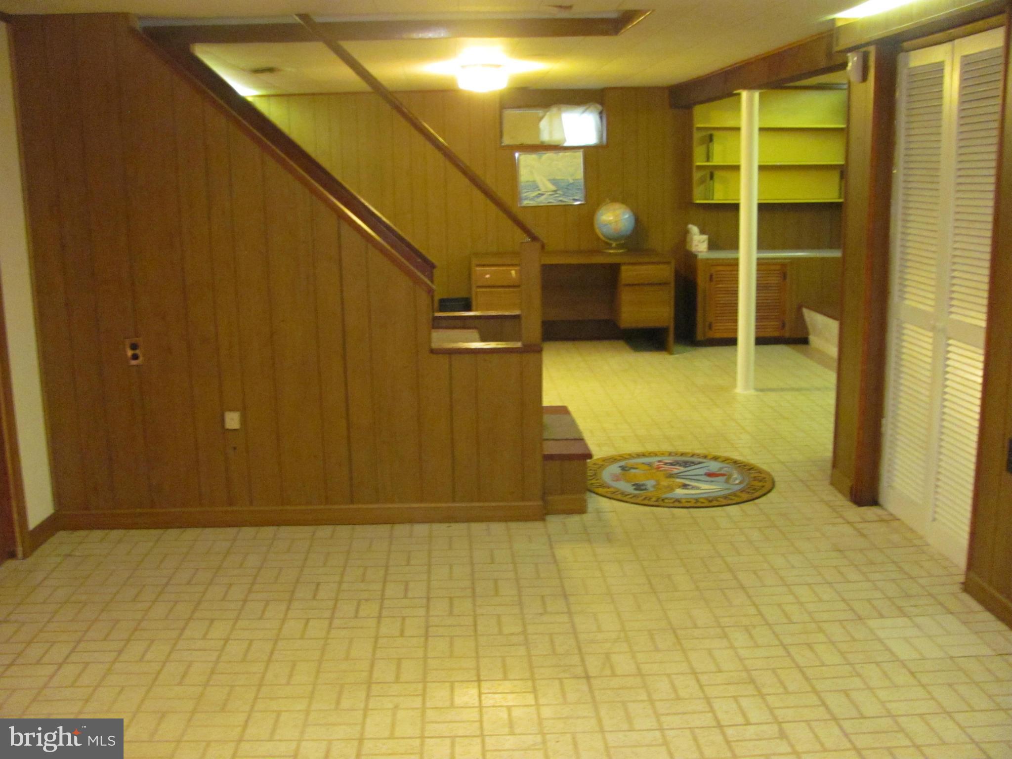 7919 Hillendale Road Baltimore, MD 21234 - Photo 23 of 29