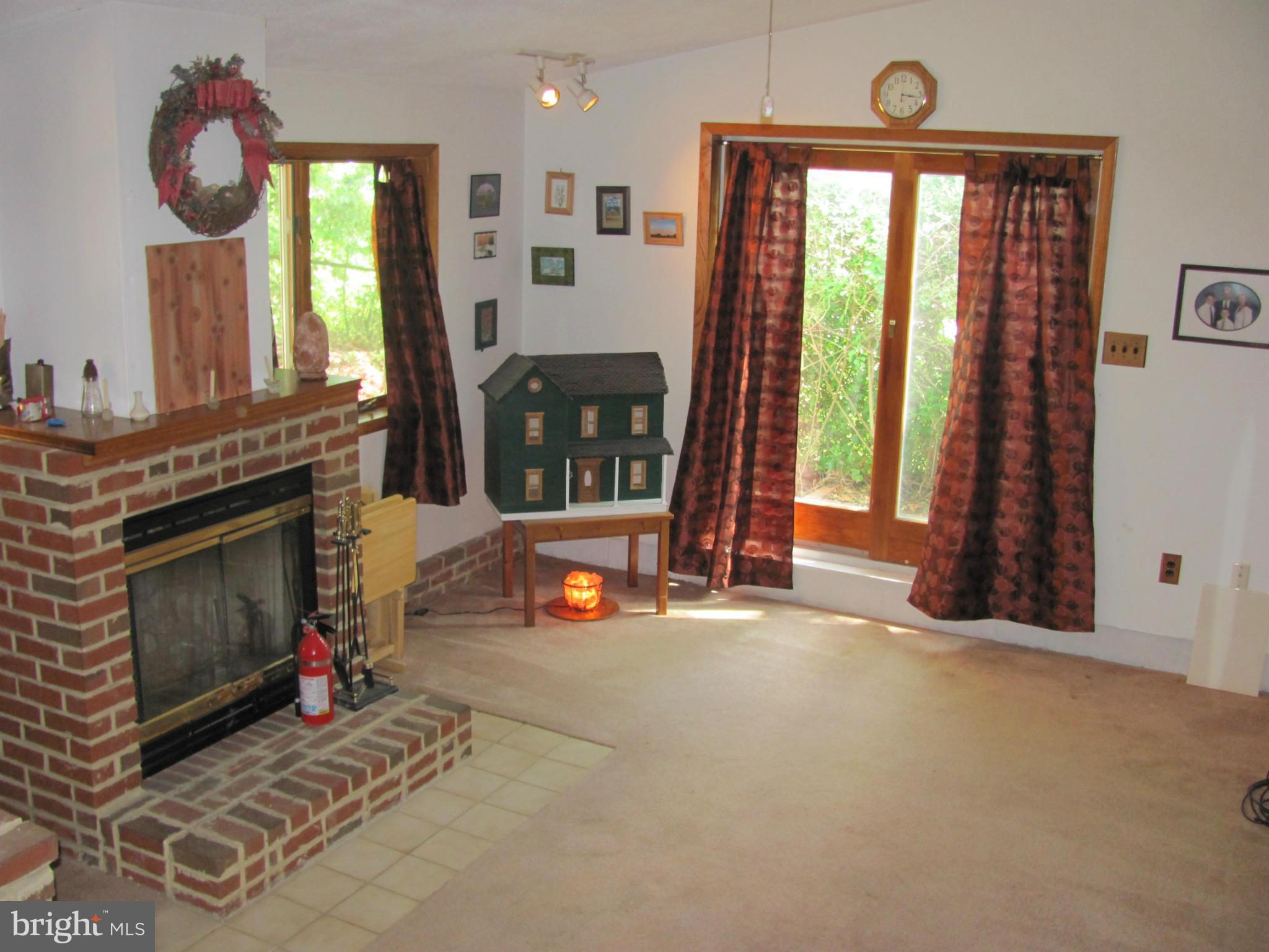 7919 Hillendale Road Baltimore, MD 21234 - Photo 10 of 29