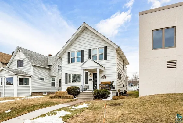 $239,900 | 333 North 59th Avenue West, Duluth, MN 55807