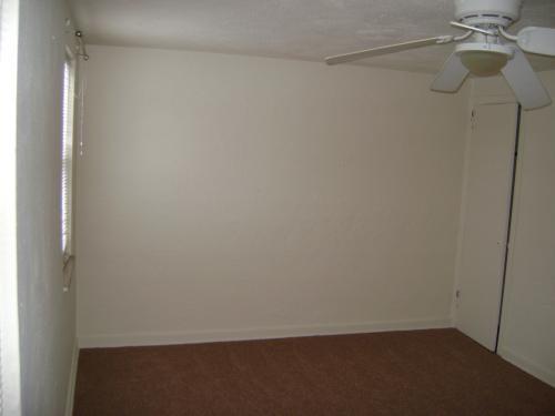 733-735 Shadycrest Road Pittsburgh, PA 15216 - Photo 16 of 18 735 Bedroom #1 prior to tenants moving in