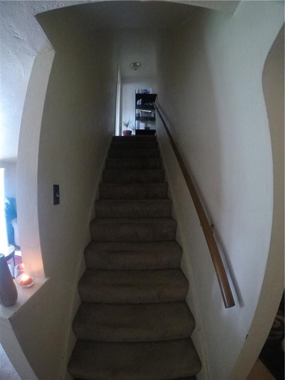 733-735 Shadycrest Road Pittsburgh, PA 15216 - Photo 7 of 18 733 Stairwell