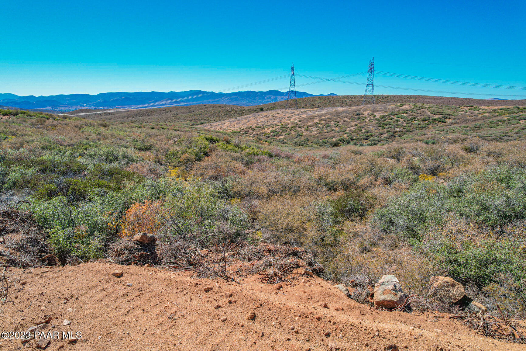 A2 Shamrock Dewey, AZ 86327 - Photo 7 of 13 a view of a road with a yard