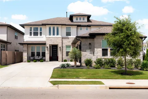 $849,995 | 7917 Edmondson Bend, Austin, TX 78744