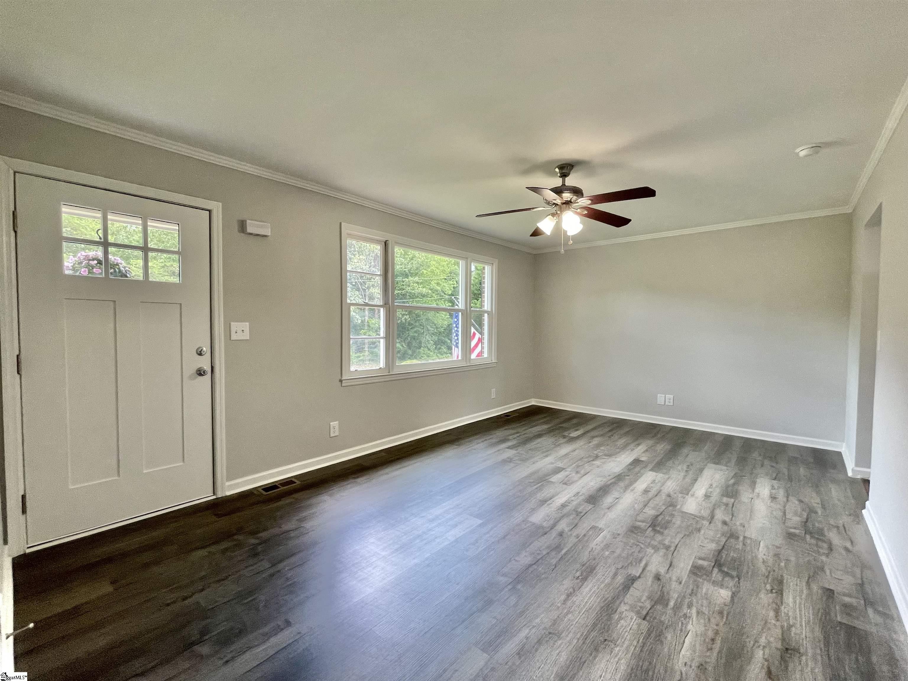 9 McGill Road Taylors, SC 29687 - Photo 5 of 23