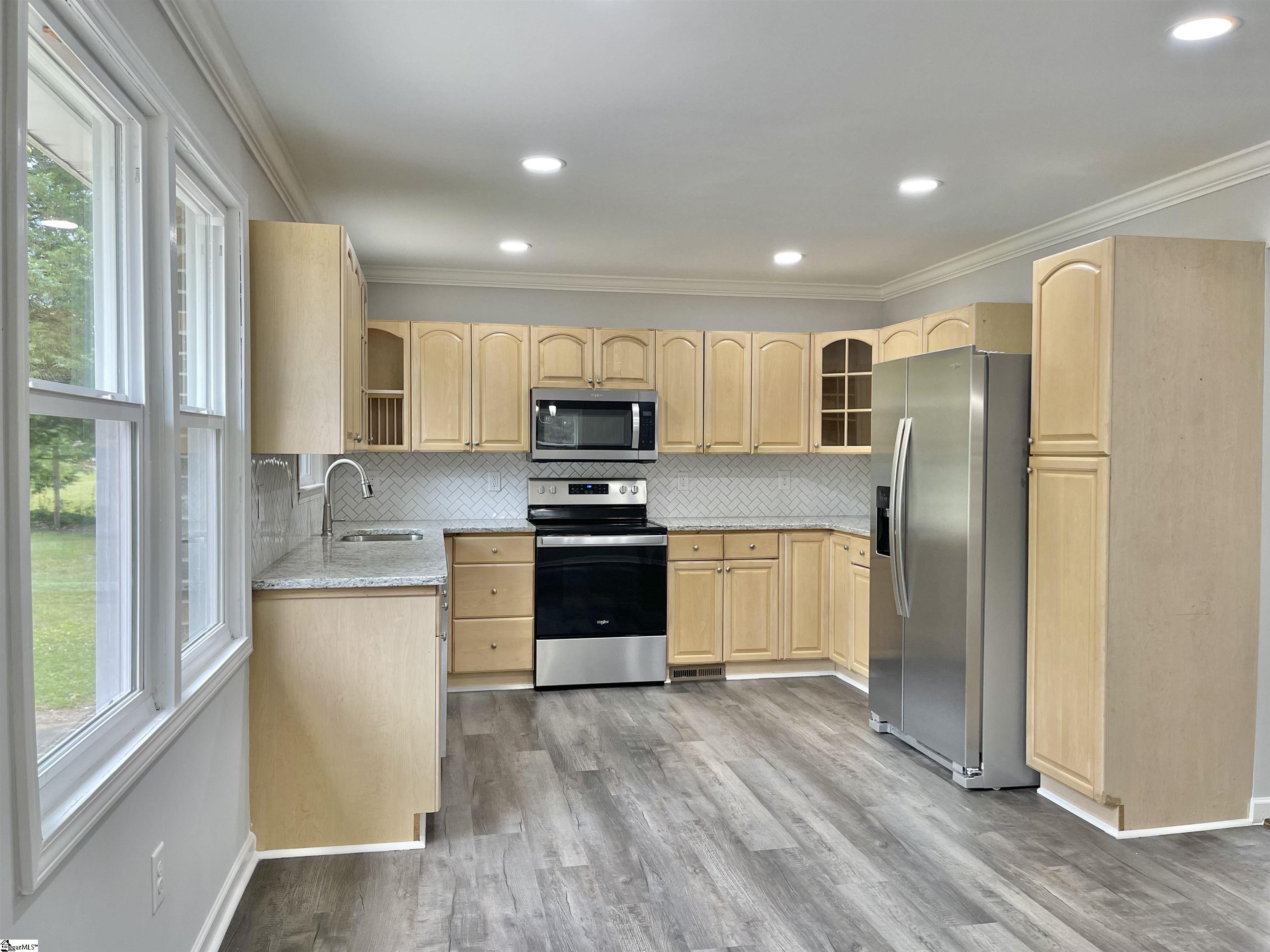 9 McGill Road Taylors, SC 29687 - Photo 7 of 23