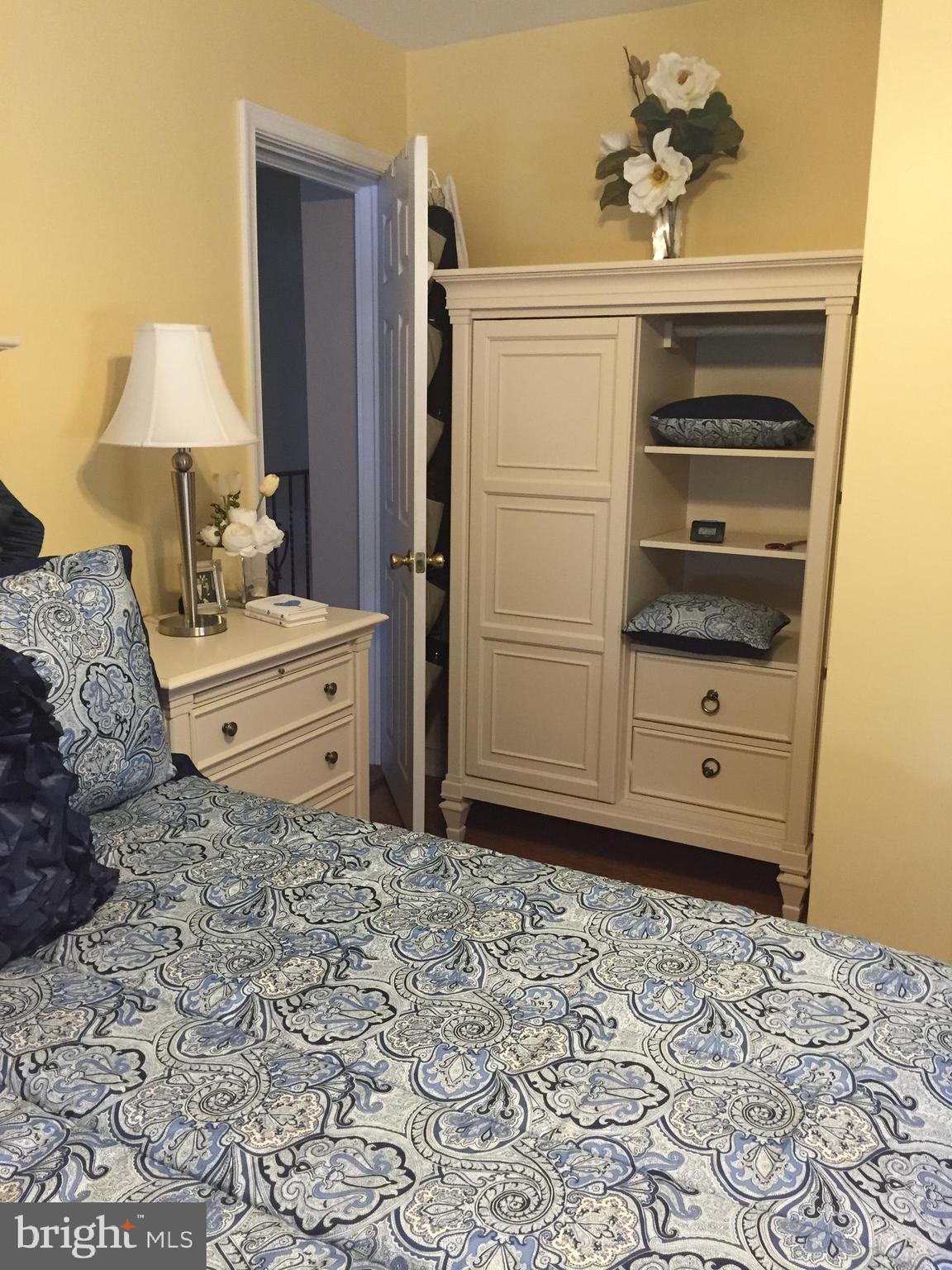 2 Oakley Road Upper Darby, PA 19082 - Photo 22 of 30 Main Bedroom