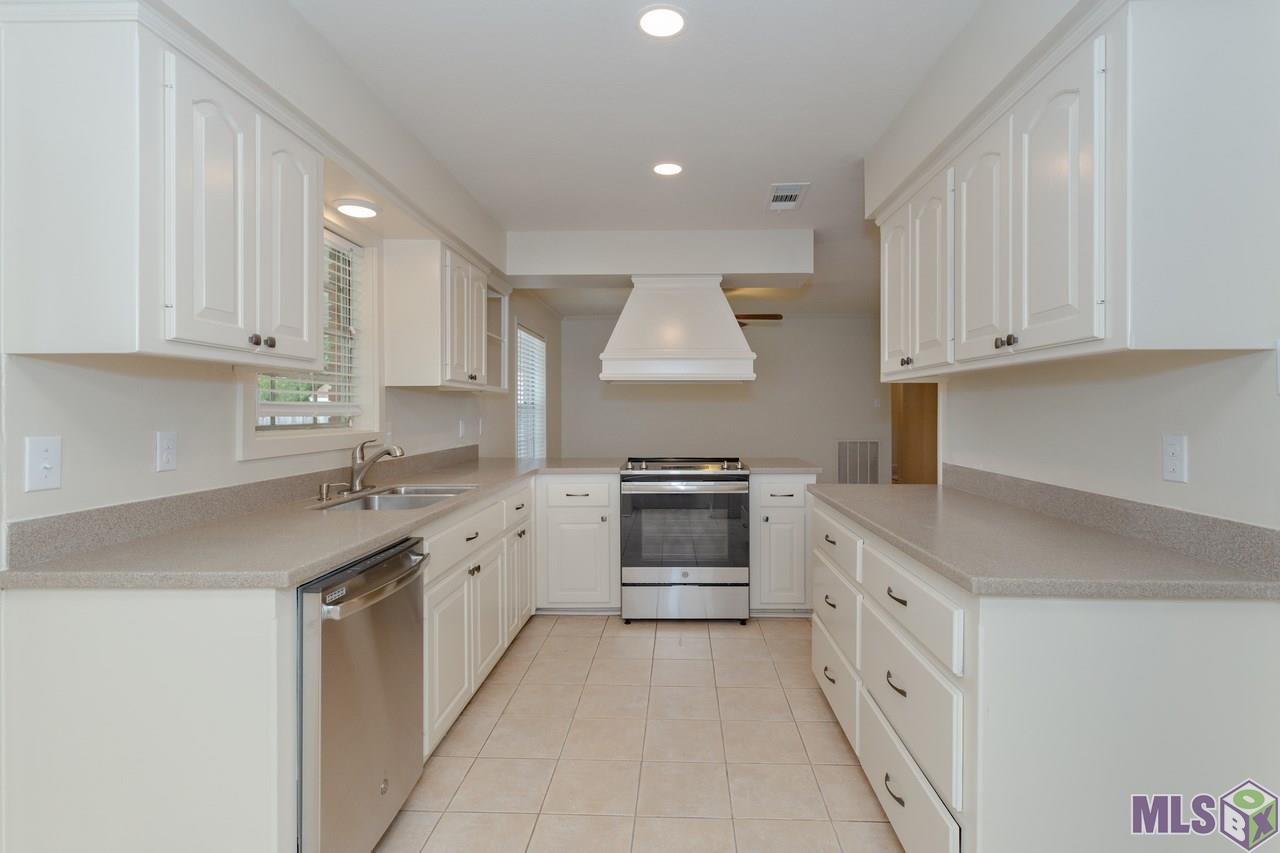 10136 Ridgely Drive Baton Rouge, LA 70809 - Photo 6 of 25 Gallery Image 6