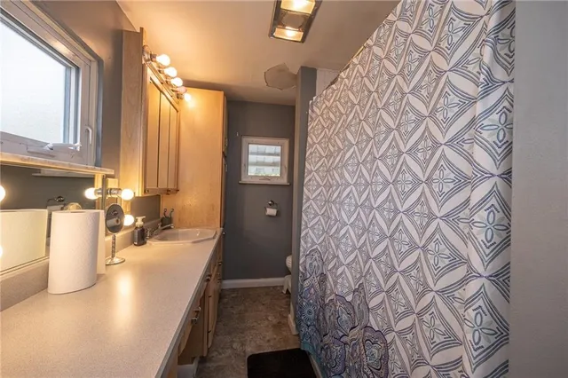 $295,000 | 221-227 Spring Street, Harwick, PA 15049