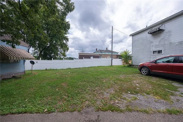 $295,000 | 221-227 Spring Street, Harwick, PA 15049