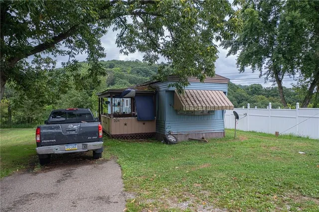 $295,000 | 221-227 Spring Street, Harwick, PA 15049