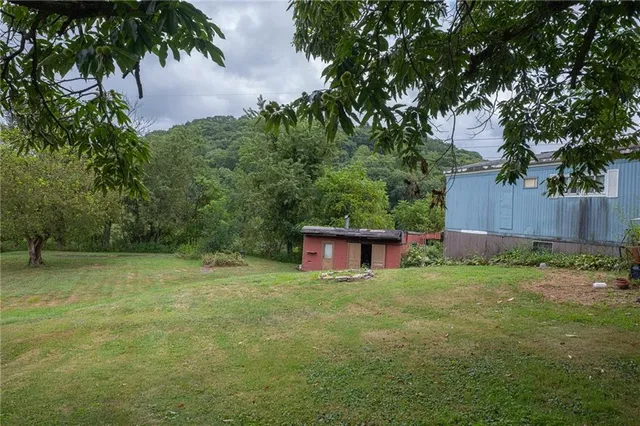 $295,000 | 221-227 Spring Street, Harwick, PA 15049