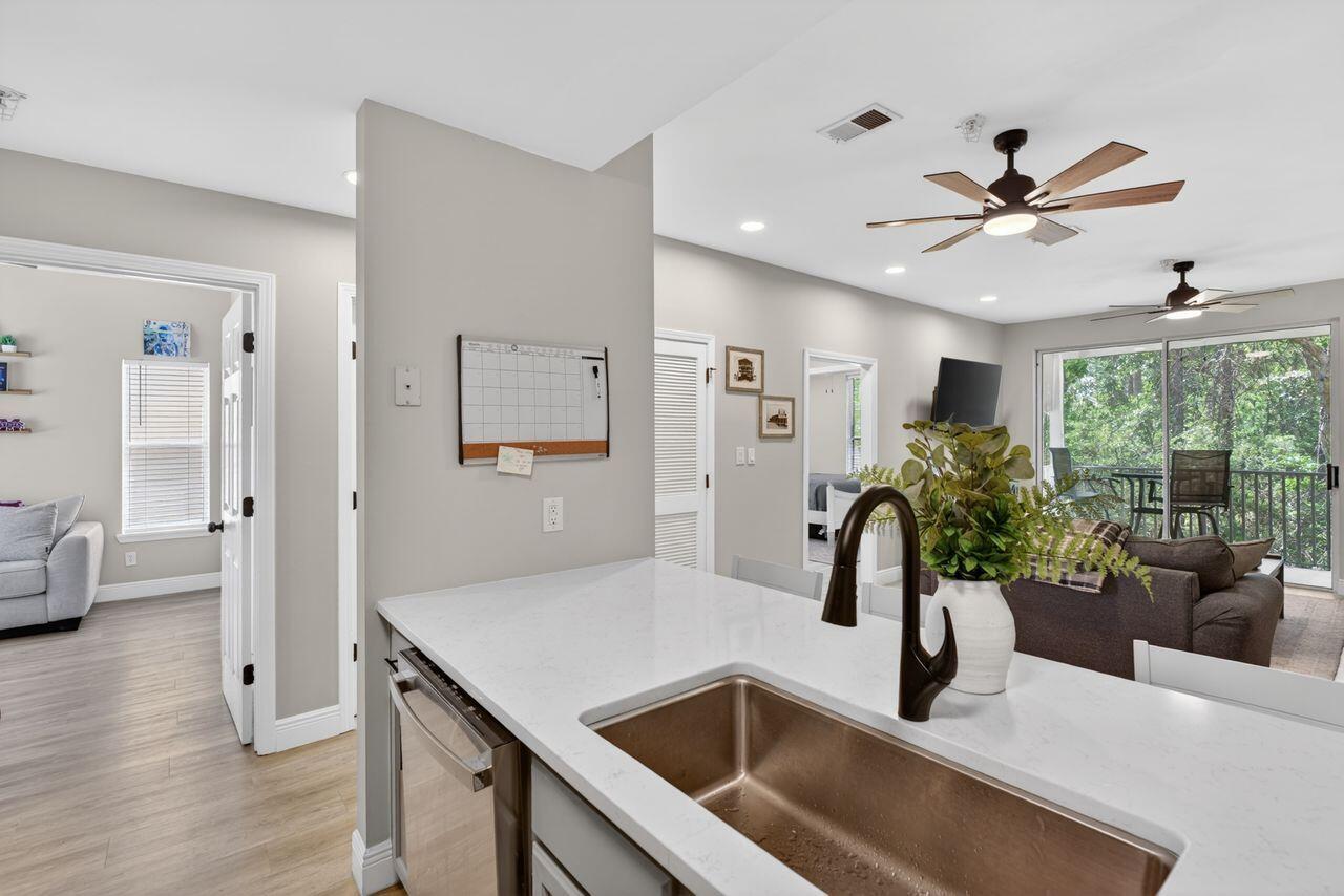200 Sandestin Lane, Unit 708 Miramar Beach, FL 32550 - Photo 7 of 50 KITCHEN