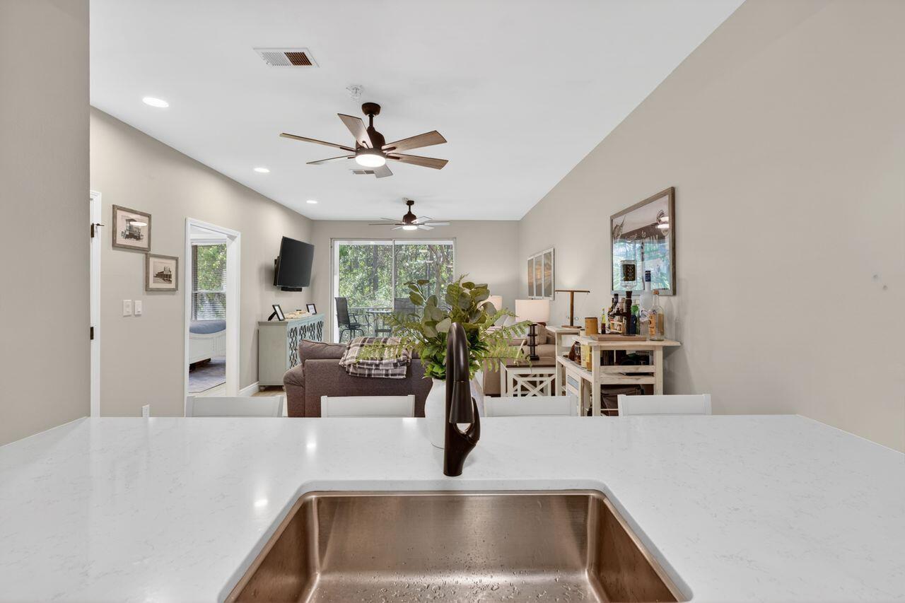 200 Sandestin Lane, Unit 708 Miramar Beach, FL 32550 - Photo 9 of 50 KITCHEN