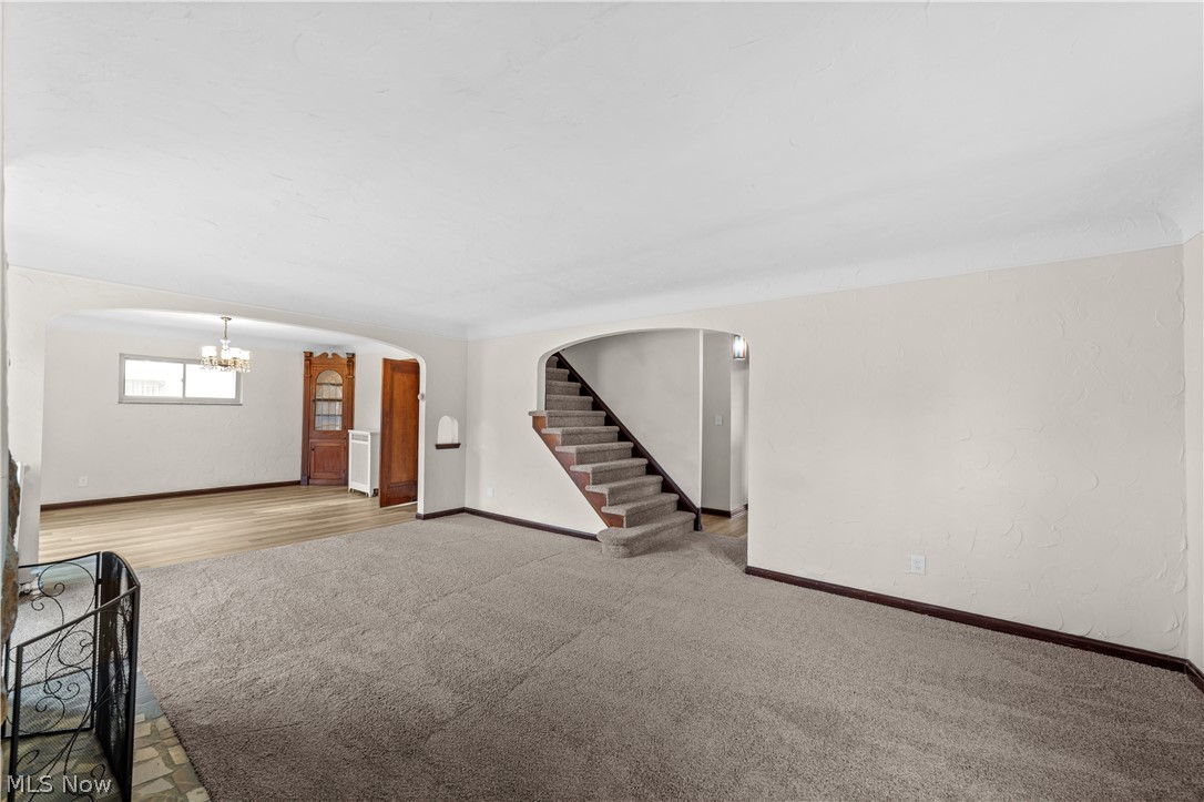 6098 Manchester Road Parma, OH 44129 - Photo 10 of 41