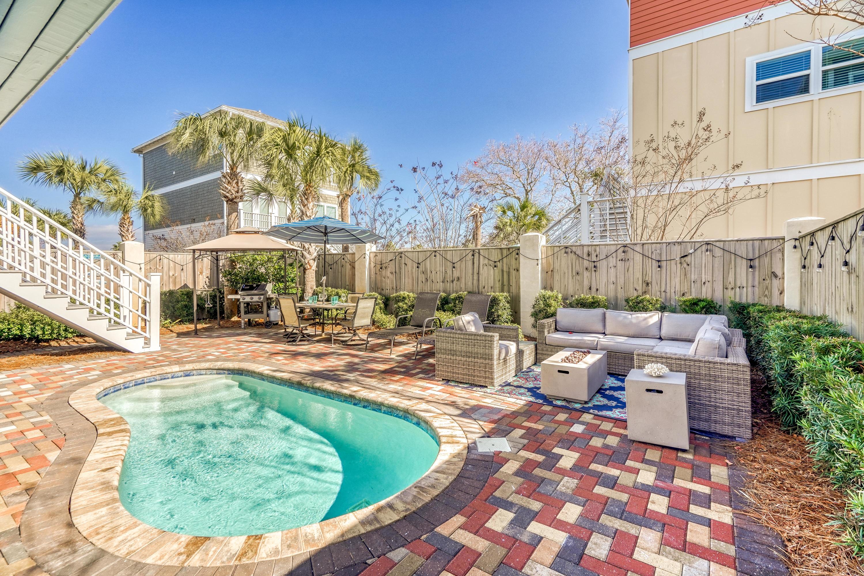 29 Payne Street Miramar Beach, FL 32550 - Photo 40 of 49 a view of a swimming pool with sitting area