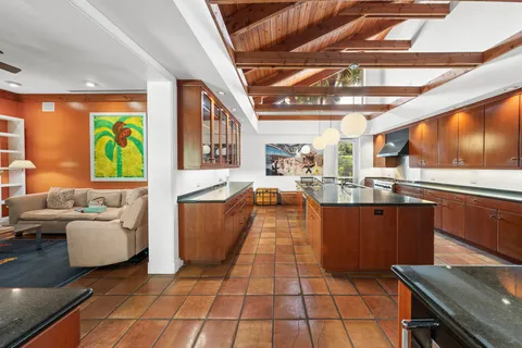 $25,950,000 | 6 La Costa Way, Palm Beach, FL 33480