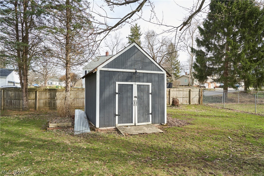 1881 Nichols Road Akron, OH 44312 - Photo 29 of 30 Gallery Image 29
