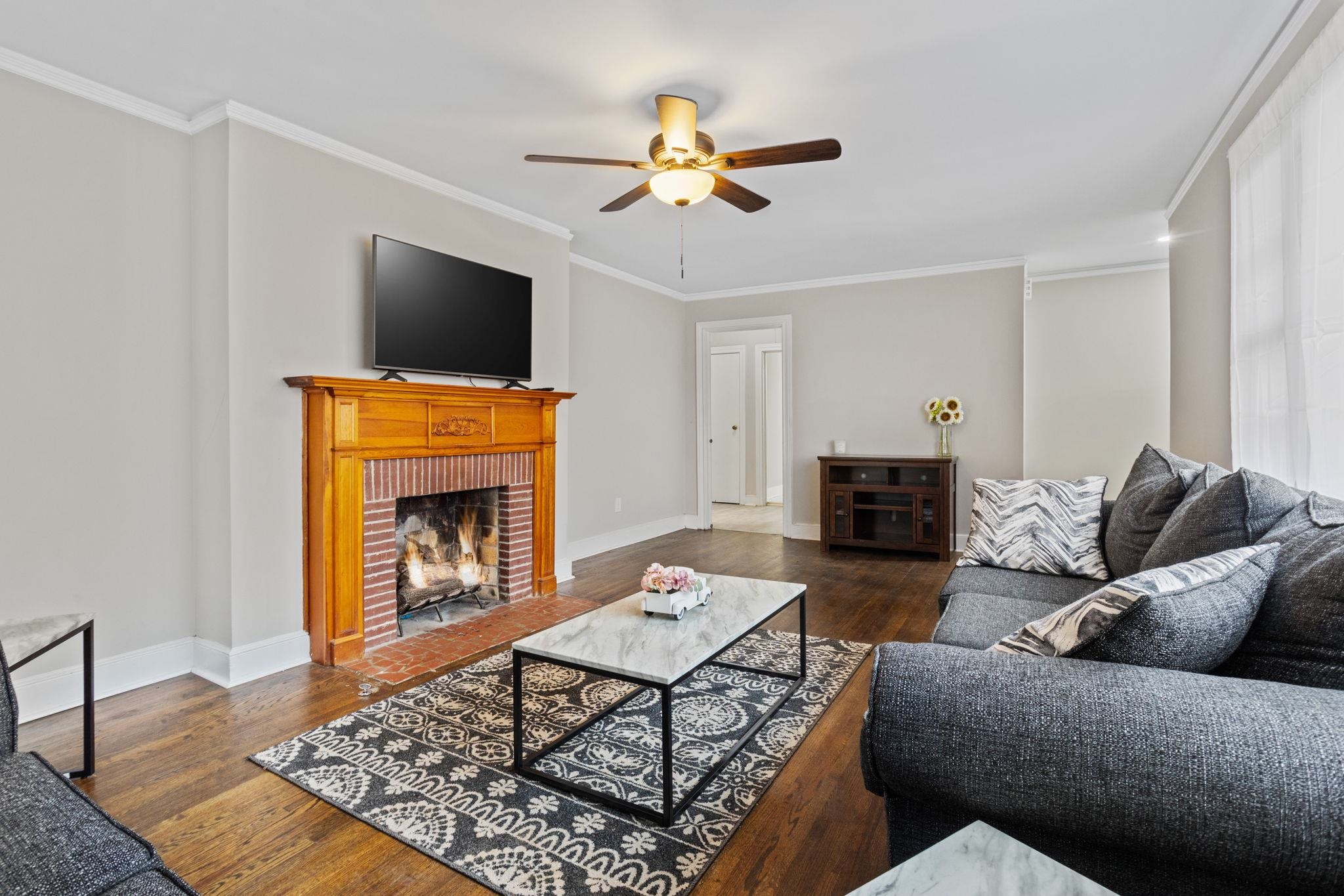 300 Nash Street Fountain Inn, SC 29644 - Photo 8 of 32