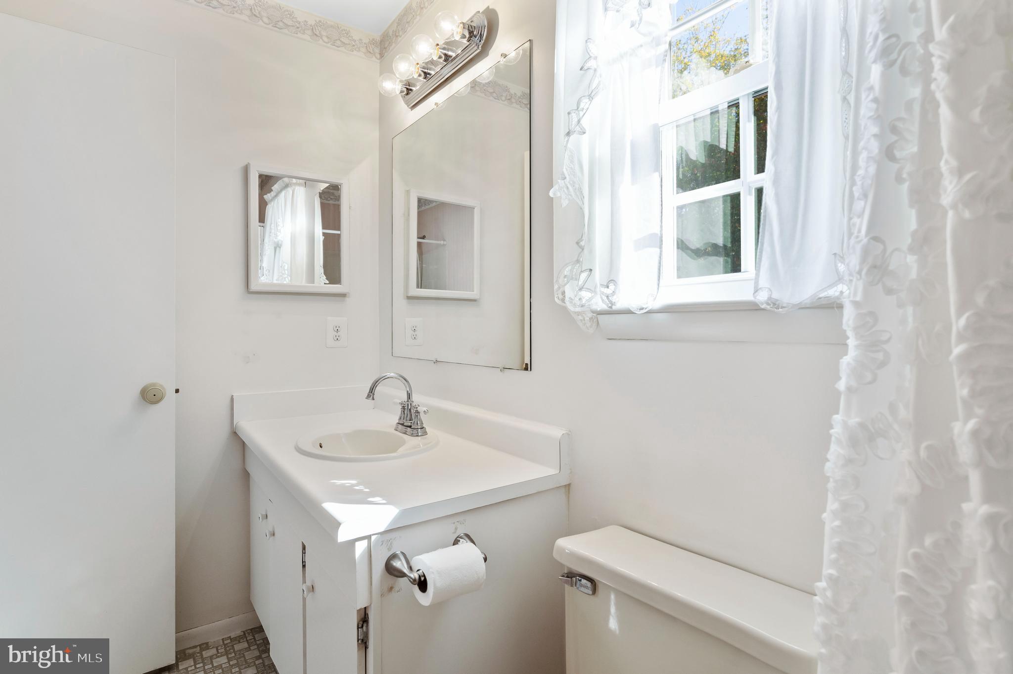 12939 Cunninghill Cove Road Baltimore, MD 21220 - Photo 32 of 44 Gallery Image 32